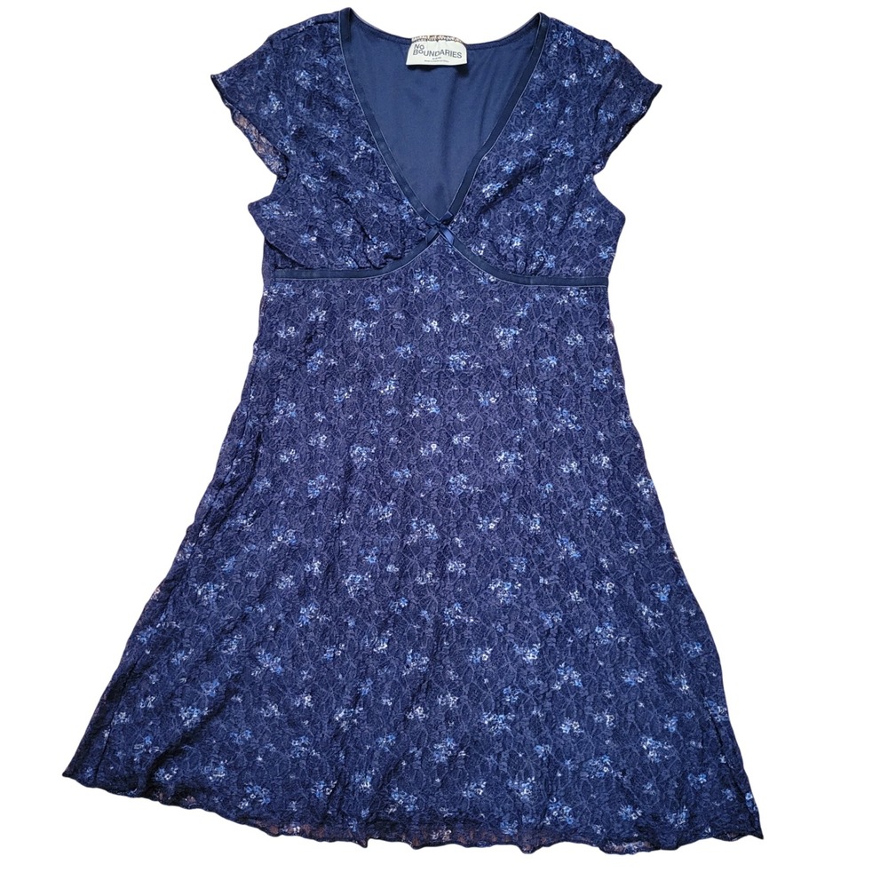 No Boundaries Blue Floral Lace Dress V Neck Mini M Babydoll Y2K Whimsigoth Fairy
